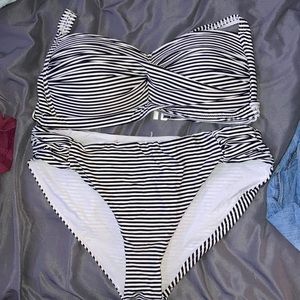 Nitpick swimsuit 2 piece set